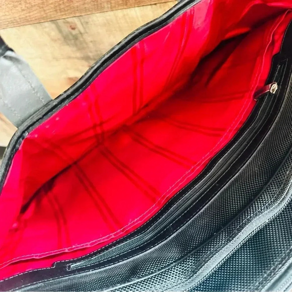 Tumi Elements Computer Laptop Briefcase - Picture 9 of 15